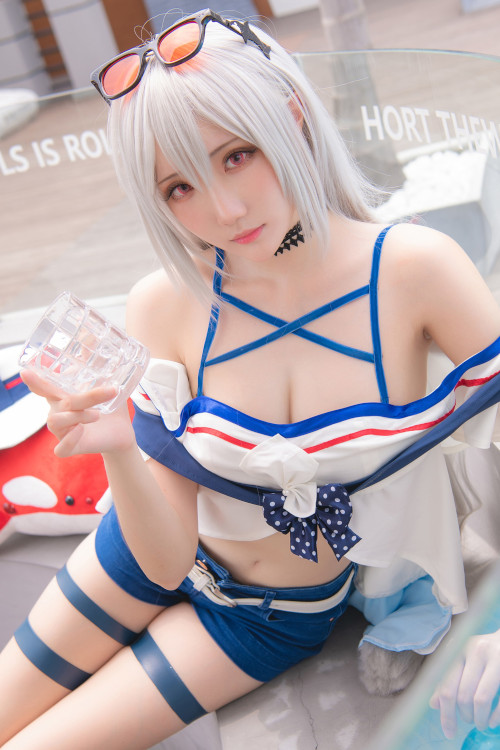 Read more about the article Cosplay 瓜希酱 斯卡蒂