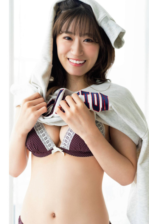 Read more about the article Rei Jonishi 上西怜, Platinum Flash 2022 Vol.18